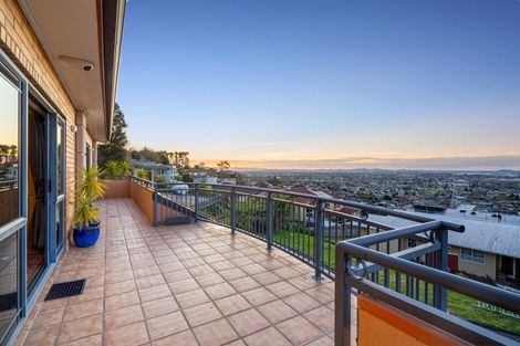 Photo of property in 156 Redoubt Road, Flat Bush, Auckland, 2019