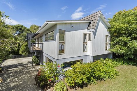 Photo of property in 154 Stapleford Crescent, Browns Bay, Auckland, 0630