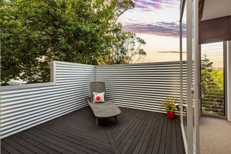 Photo of property in 2/20 Sycamore Drive, Sunnynook, Auckland, 0620