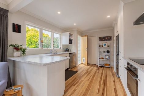 Photo of property in 38 Gray Avenue, Paraparaumu Beach, Paraparaumu, 5032