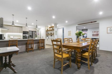 Photo of property in 26 Penetaka Heights, Pyes Pa, Tauranga, 3112