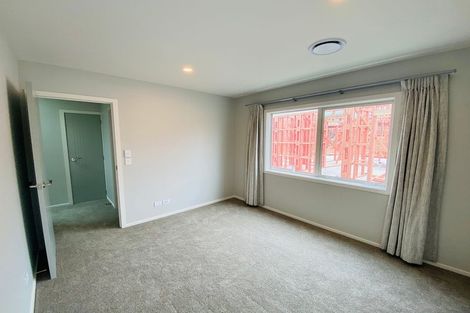 Photo of property in 36 Queen Charlotte Drive, Aotea, Porirua, 5024