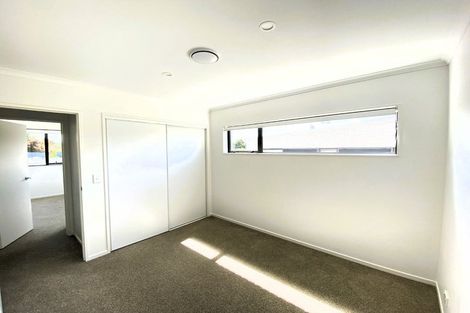 Photo of property in 30b Titoki Street, Te Atatu Peninsula, Auckland, 0610