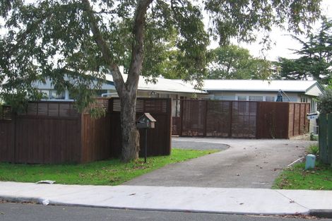 Photo of property in 9 O'halloran Road, Howick, Auckland, 2014