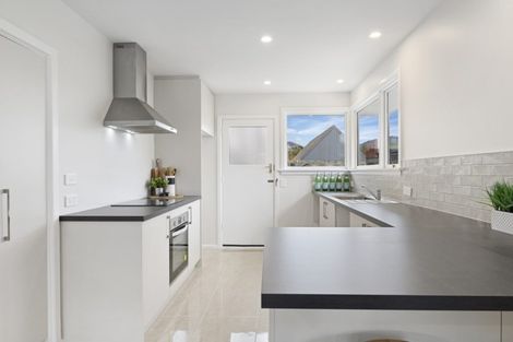 Photo of property in 5b Karaka Place, Somerfield, Christchurch, 8024