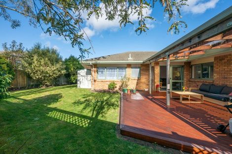 Photo of property in 35 Warwick Drive, Lynmore, Rotorua, 3010