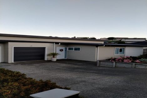 Photo of property in 18a Resolution Drive, Whitby, Porirua, 5024