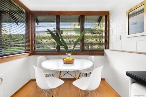 Photo of property in 2/11 Pukeora Avenue, Remuera, Auckland, 1050