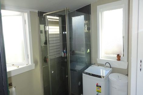 Photo of property in 11 Seddon Avenue, Papatoetoe, Auckland, 2104