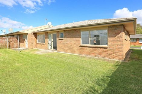 Photo of property in 15 Carlas Way, Ranui, Auckland, 0612