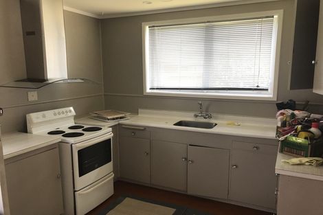 Photo of property in 2/4 Glasgow Street, St Andrews, Hamilton, 3200