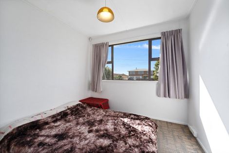 Photo of property in 86 Flanshaw Road, Te Atatu South, Auckland, 0610