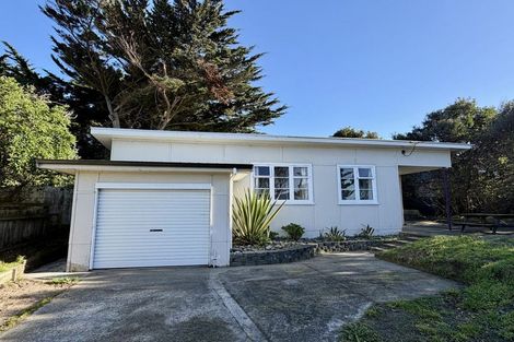 Photo of property in 22 Hunia Terrace, Himatangi Beach, Foxton, 4891
