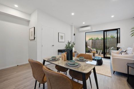 Photo of property in 33c Garadice Road, Rothesay Bay, Auckland, 0630