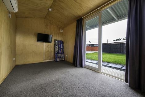 Photo of property in 2/1006 Copeland Road, Akina, Hastings, 4122