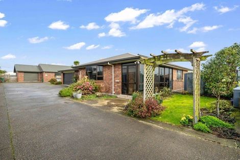 Photo of property in 37 Renfrew Street, Waikiwi, Invercargill, 9810