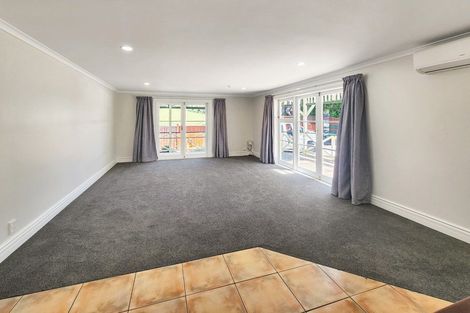 Photo of property in 1 Clyde Road, Bluff Hill, Napier, 4110