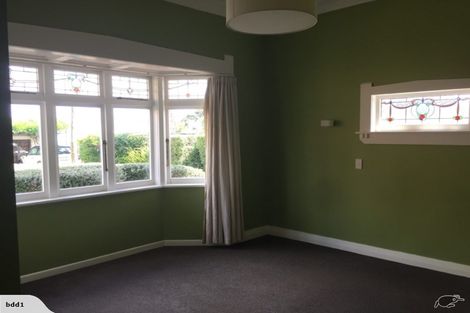 Photo of property in 11 Norwood Road, Bayswater, Auckland, 0622