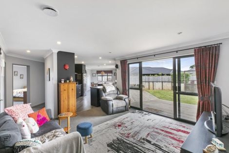 Photo of property in 3 Margaret Place, Waiuku, 2123