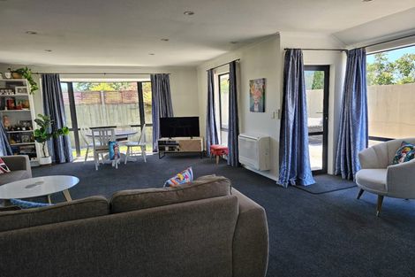 Photo of property in 8a Kenwyn Avenue, St Albans, Christchurch, 8052