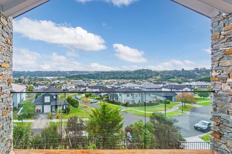 Photo of property in 2 Anehu Place, Greenhithe, Auckland, 0632