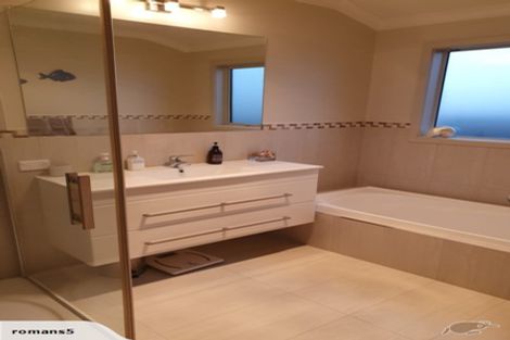 Photo of property in 50 Kapiti Drive, Poraiti, Napier, 4112