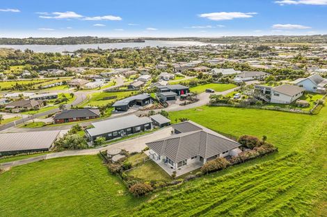 Photo of property in 27c Kahu Drive, Mangawhai, 0505