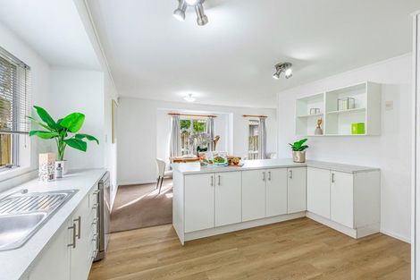 Photo of property in 8e Rathgar Road, Henderson, Auckland, 0610