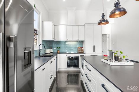 Photo of property in 82 Knights Road, Hutt Central, Lower Hutt, 5010