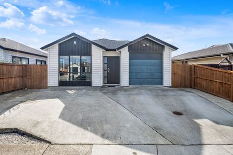 Photo of property in 26 Survila Street, Takanini, 2110
