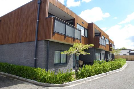 Photo of property in 97a Roberts Line, Kelvin Grove, Palmerston North, 4414