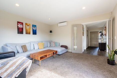 Photo of property in 28 Simpson Crescent, Raumati Beach, Paraparaumu, 5032