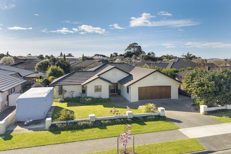 Photo of property in 23 Inverness Drive, Pyes Pa, Tauranga, 3112