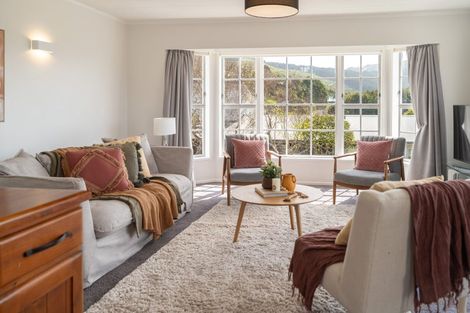 Photo of property in 24 Oriel Avenue, Tawa, Wellington, 5028