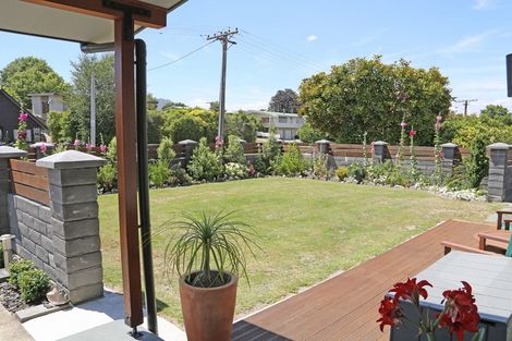 Photo of property in 7 Gillies Avenue, Taupo, 3330