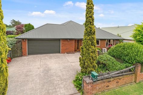 Photo of property in 4 Penruddock Rise, Westmorland, Christchurch, 8025