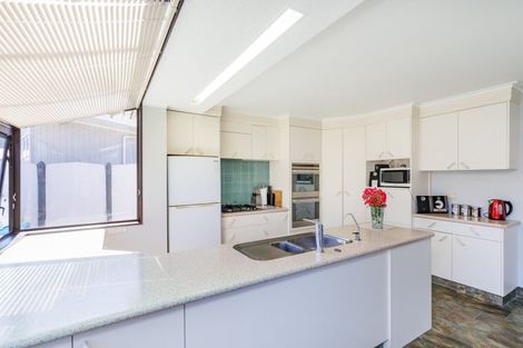 Photo of property in 29 Herbert Avenue, Cloverlea, Palmerston North, 4412