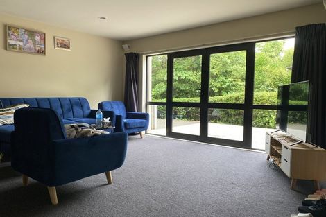 Photo of property in 4 Leadley Lane, Tawa, Wellington, 5028