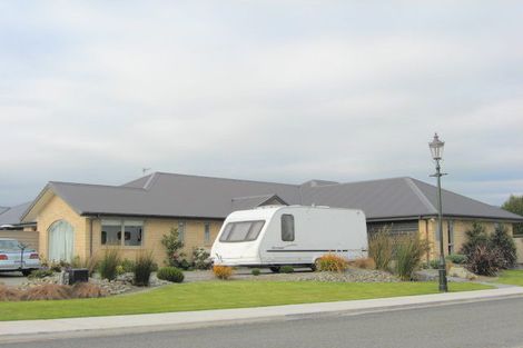 Photo of property in 6 Kensington Avenue, Rangiora, 7400