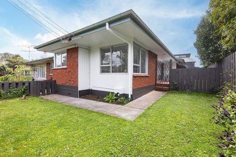 Photo of property in 3/3 Korau Road, Greenlane, Auckland, 1051