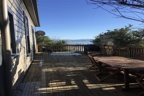 Photo of property in 129 Chaucer Road, Hospital Hill, Napier, 4110