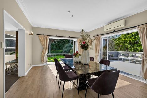 Photo of property in 873 Waitakere Road, Kumeu, 0891