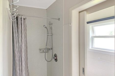 Photo of property in 5a Adele Street, Woodville, 4920