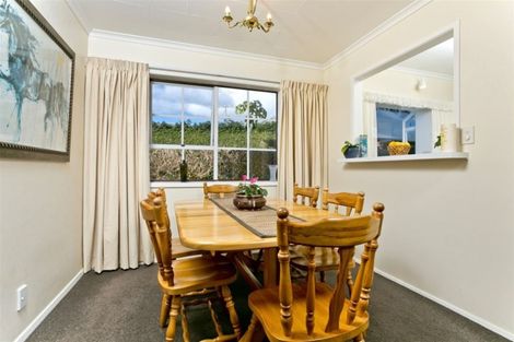 Photo of property in 2/4 Frater Avenue, Milford, Auckland, 0620