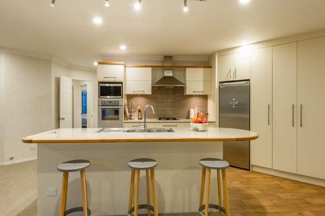 Photo of property in 8 Caldbeck Rise, Northpark, Auckland, 2013