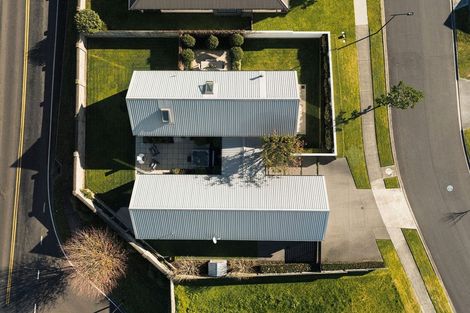 Photo of property in 16 Saint Thomas Avenue, Pyes Pa, Tauranga, 3112