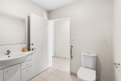 Photo of property in 30d Withells Road, Avonhead, Christchurch, 8042