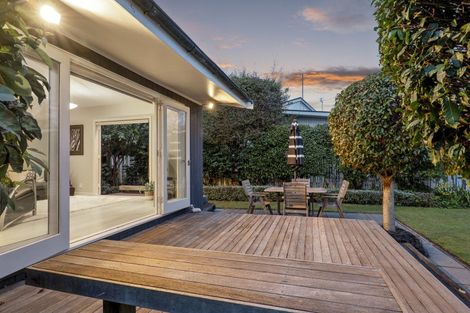 Photo of property in 209 Ilam Road, Ilam, Christchurch, 8041