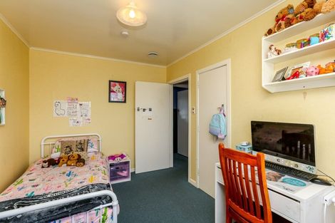 Photo of property in 136 Broadway, Waitara, 4320