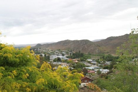 Photo of property in 15 Craig Place, Bridge Hill, Alexandra, 9320